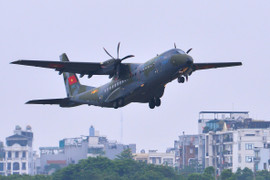 Dàn 'ngựa thồ' lần đầu huấn luyện trên bầu trời Hà Nội chuẩn bị diễu binh 2/9