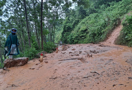 Trực tiếp bão số 3 Wipha 2025 mới nhất: Bão suy yếu, cảnh báo lũ ở Thanh Hóa, Nghệ An