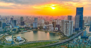 Tăng thuế chuyển nhượng bất động sản: Chặn dòng tiền, người mua nhà ở thực chịu ảnh hưởng nặng