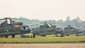 Phi đội trực thăng Mi-8, Mi-17 rèn đội hình trên không, sẵn sàng cho đại lễ 2/9