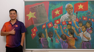 Thầy giáo dùng phấn màu tái hiện khoảnh khắc lịch sử 2/9 chân thực từng chi tiết