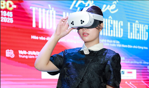 'Xuyên không' về thời khắc Bác Hồ đọc Tuyên ngôn độc lập: Chạm vào lịch sử theo cách của người trẻ