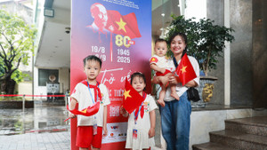 'Khối măng non' háo hức 'xuyên không' nghe Bác Hồ đọc bản Tuyên ngôn Độc lập
