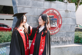 Đề khó, điểm thi thấp, vì sao điểm chuẩn các trường đại học phía Nam lại cao?