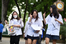 Đề khó, điểm thi thấp, vì sao điểm chuẩn các trường đại học phía Nam lại cao?