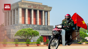 Cựu chiến binh U80 lại một mình lái xe máy ra Hà Nội dự diễu binh 2/9