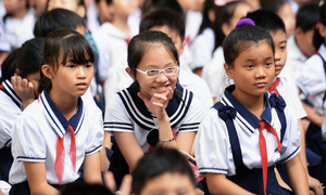 Sở GD&ĐT TP.HCM đề xuất cho tất cả học sinh mượn sách giáo khoa miễn phí