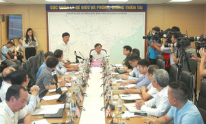 Dự báo thời tiết 24/9: Siêu bão Ragasa giảm cấp nhanh, miền Bắc mưa như trút