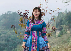  Cô gái Mông giành học bổng thạc sĩ toàn phần đến Trung Quốc