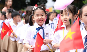 Sở GD&ĐT TP.HCM đề xuất cho tất cả học sinh mượn sách giáo khoa miễn phí