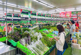 Giá rau xanh cao hơn ngày Tết, siêu thị TP.HCM vào cuộc bình ổn giá
