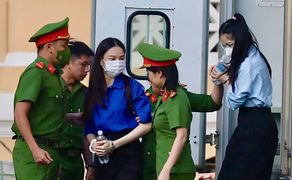 Hoa hậu Thùy Tiên, Quang Linh Vlogs, Hằng Du Mục lĩnh 2 năm tù