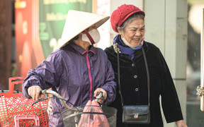 Thời tiết 10/12: Miền Bắc chênh lệch 10°C giữa ngày và đêm, miền Trung mưa lớn