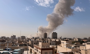 Mỹ - Israel hiệp lực tấn công Iran, Trung Đông bên bờ vực 'đại chiến'