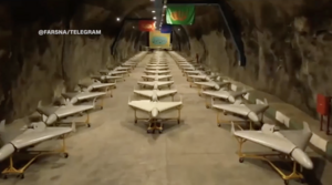 Iran khoe kho vũ khí trong hầm ngầm, nhắn kẻ thù 'chờ tiếng chuông báo tử'