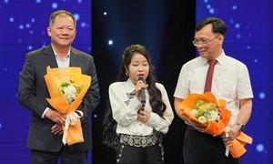 Cuộc gặp xúc động của bệnh nhân ghép tim–phổi đầu tiên và Giám đốc BV Việt Đức