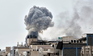 Tiếp tục nã tên lửa và UAV, Iran tuyên bố việc đình chiến phụ thuộc Mỹ - Israel