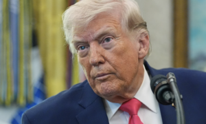 Ông Trump cảnh báo Iran nghiêm túc đàm phán trước khi quá muộn