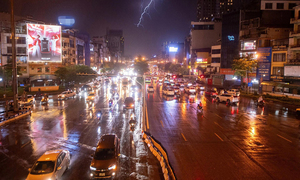 Đêm nay miền Bắc đón không khí lạnh, trời chuyển mưa rào và dông