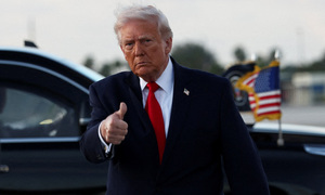 Ông Trump cân nhắc tấn công hạn chế vào Iran, hiện vẫn duy trì ngừng bắn