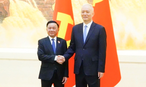 Thường trực Ban Bí thư hội đàm với Chánh Văn phòng TƯ Đảng Cộng sản Trung Quốc