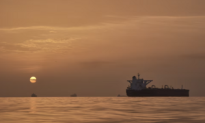 Diễn biến tại eo biển Hormuz đảo chiều chóng mặt chỉ trong 24 giờ