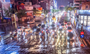 Miền Bắc đón không khí lạnh gây mưa lớn từ chiều tối mai, đề phòng dông lốc