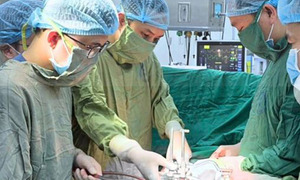 Thai 'lạc chỗ' nằm ở vị trí nguy hiểm, bác sĩ cân não từng giây với ca mổ khó