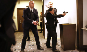 Nổ súng tiệc báo chí Nhà Trắng để lộ lỗ hổng 'hàng rào' an ninh bảo vệ ông Trump