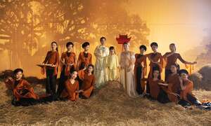 MV có câu 'lúa chín không cúi đầu' vẫn tồn tại trên Youtube, đơn vị sản xuất nói gì?