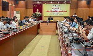 Bộ Nội vụ: Đề xuất các phương án cụ thể về cải cách tiền lương trong quý 2