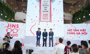 Hãng kính mắt Nhật JINS mở cửa hàng đầu tiên ở Hà Nội