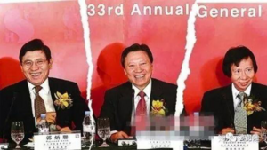 Bi kịch tam nam bất phú ở gia tộc tỷ phú Hong Kong: Anh em đấu nhau đến lụn bại