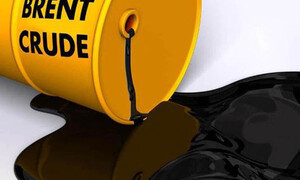 Giá xăng dầu hôm nay 30/4: Tiếp tục đi lên