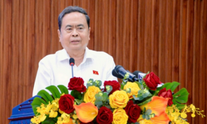 Chủ tịch Quốc hội Trần Thanh Mẫn tiếp xúc cử tri tại TP.HCM