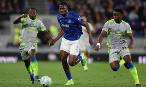 Bảng xếp hạng Ngoại Hạng Anh vòng 35: Man City suýt thua, Arsenal hưởng lợi