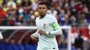 Hơn 250.000 CĐV yêu cầu Mbappé rời Real Madrid