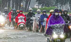 Không khí lạnh sắp tràn về, chuyên gia cảnh báo mưa dông mạnh, dễ kèm lốc sét