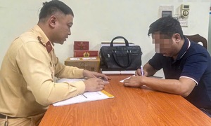 Tài xế chèn ép, chặn xe ô tô khác trên cao tốc bị phạt gần 14 triệu đồng