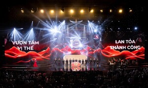 Amy Grupo kỷ niệm cột mốc 10 năm