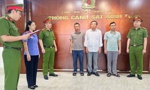Lập hồ sơ khống để rút tiền công trình, nguyên lãnh đạo xã và giám đốc bị bắt