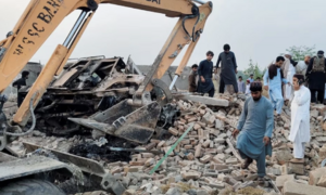Đánh bom và phục kích lực lượng cảnh sát ở Pakistan, ít nhất 12 người thiệt mạng