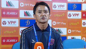 V.League có HLV thứ 16 mất việc trong mùa giải