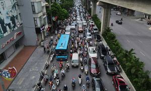 Hà Nội dự kiến hạn chế xe cá nhân theo khung giờ, tuyến đường từ 2035
