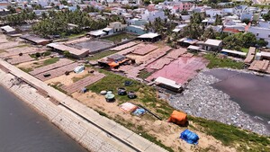 Cận cảnh nơi nước đen kịt, hôi thối vừa bị Chủ tịch tỉnh Gia Lai chỉ đạo xử lý