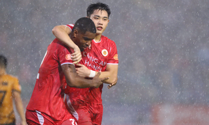 Thắng Thanh Hóa 2-0, CLB Công an Hà Nội vô địch V.League