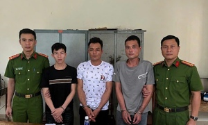 Truy bắt kẻ cướp tài sản, phát hiện 'ổ ma túy' ở Nghệ An