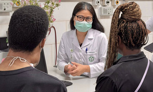 Hút khách ngoại từ làm IVF đến chữa ung thư, vì sao du lịch y tế Việt chưa bứt phá?