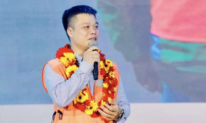 Phạm Quốc Việt - Từ nạn nhân bị bỏ mặc giữa đường đến người cứu hơn 10.000 sinh mạng
