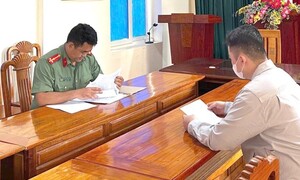 Phạt nam thanh niên ở Thanh Hóa 'báo chốt' CSGT trên mạng xã hội
